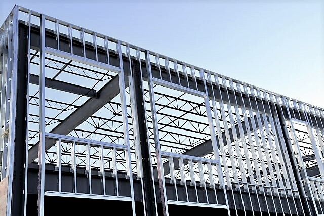 Facade steel and aluminium structures